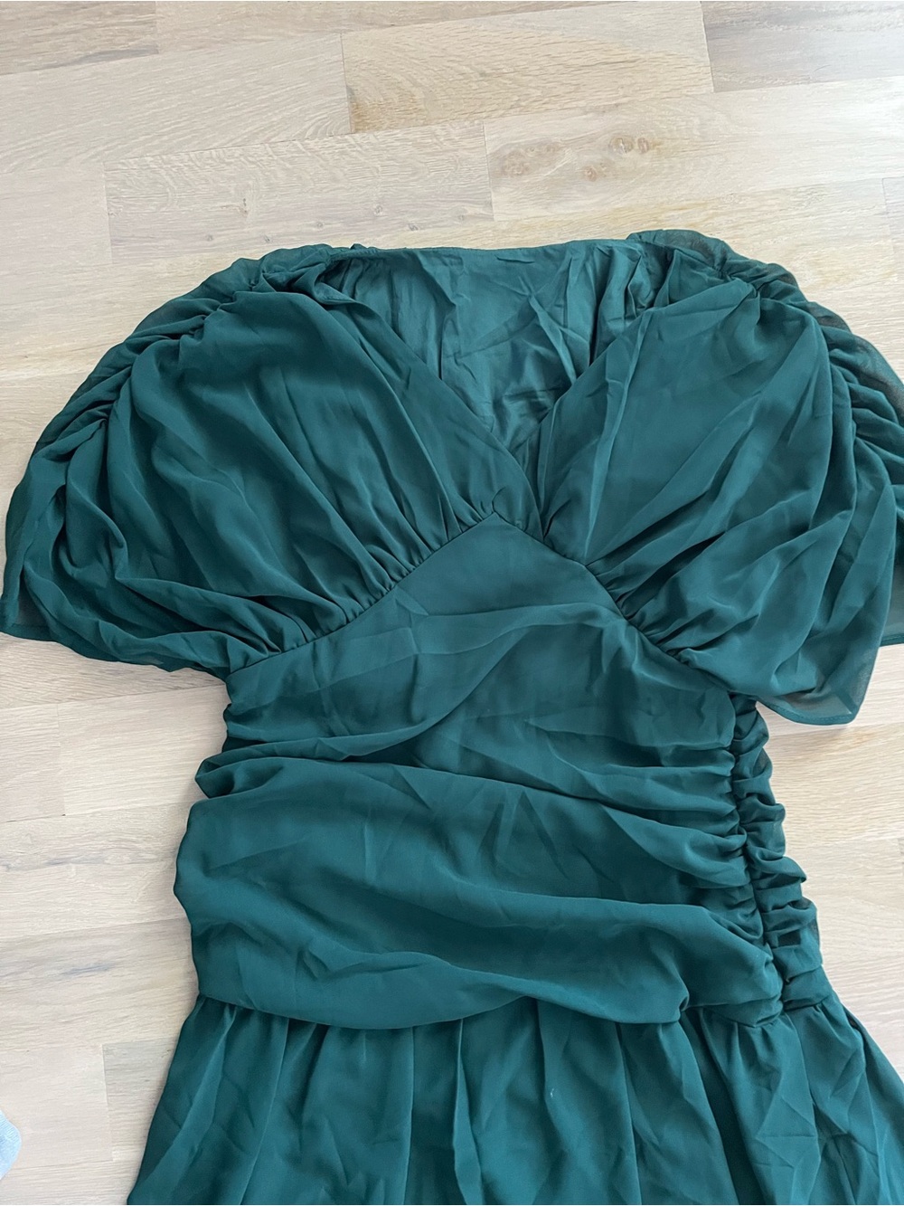 Elegant Green Ruched Women’s Dress